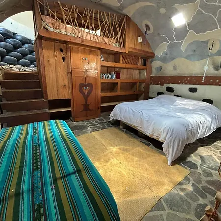 Maison d'hôtes Earthship Atitlan à San Marcos La Laguna Extérieur photo