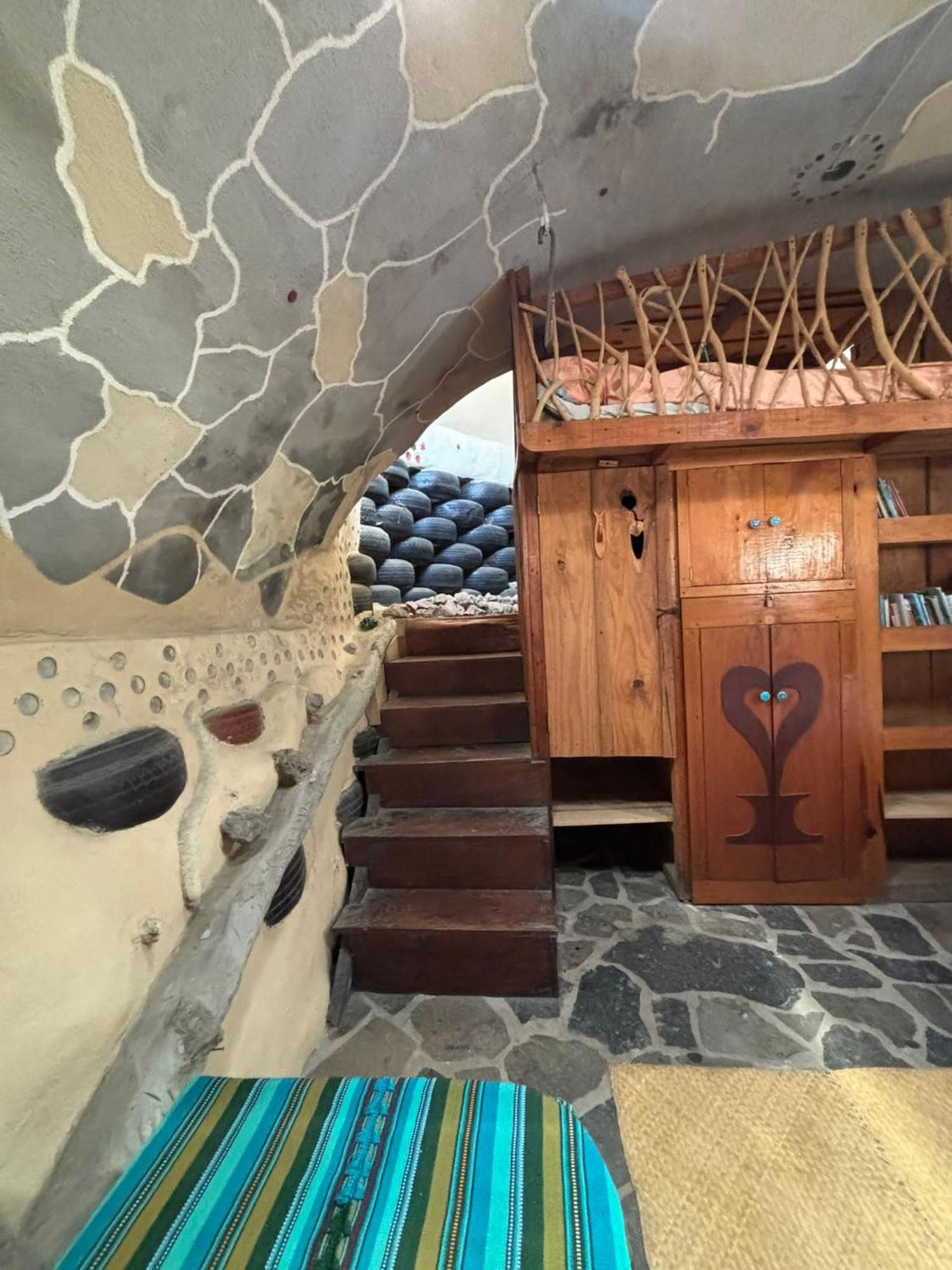 Earthship Atitlan *