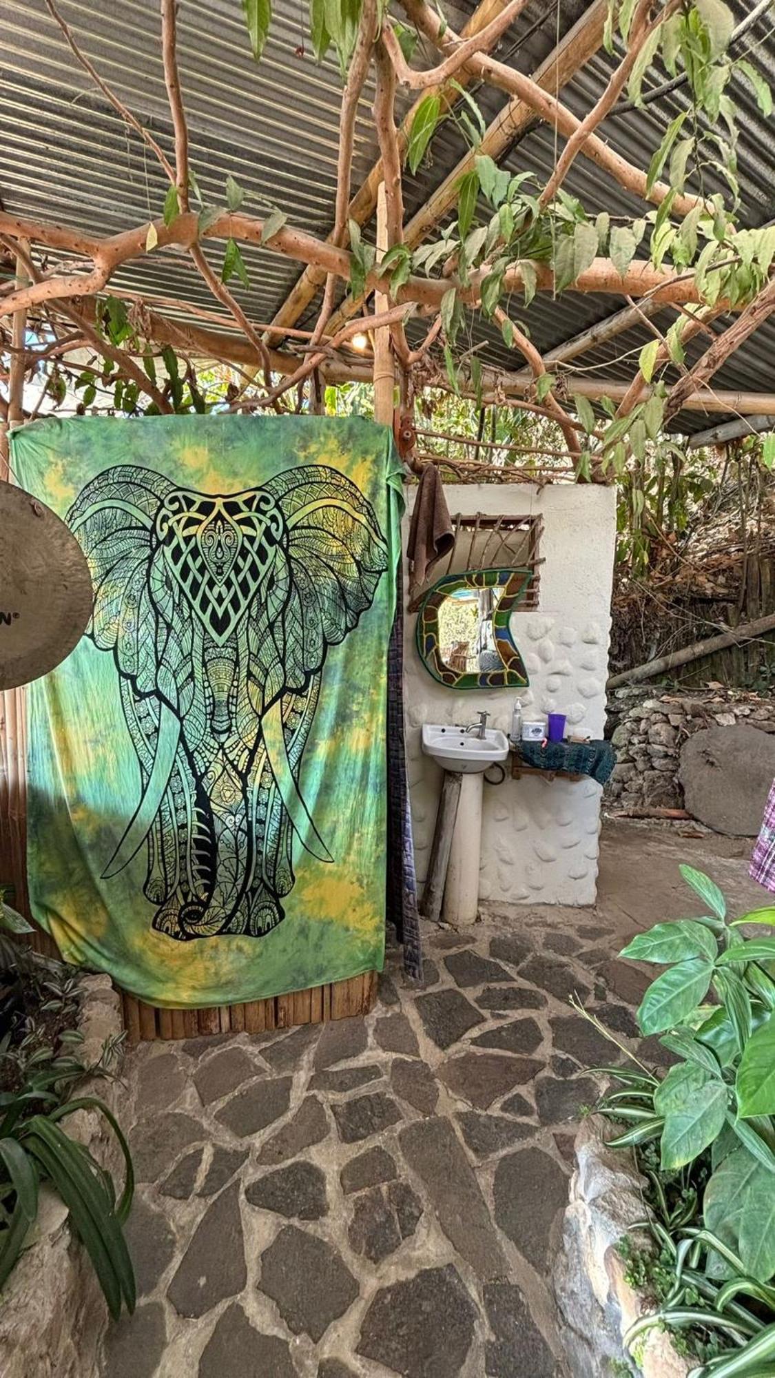 Earthship Atitlan